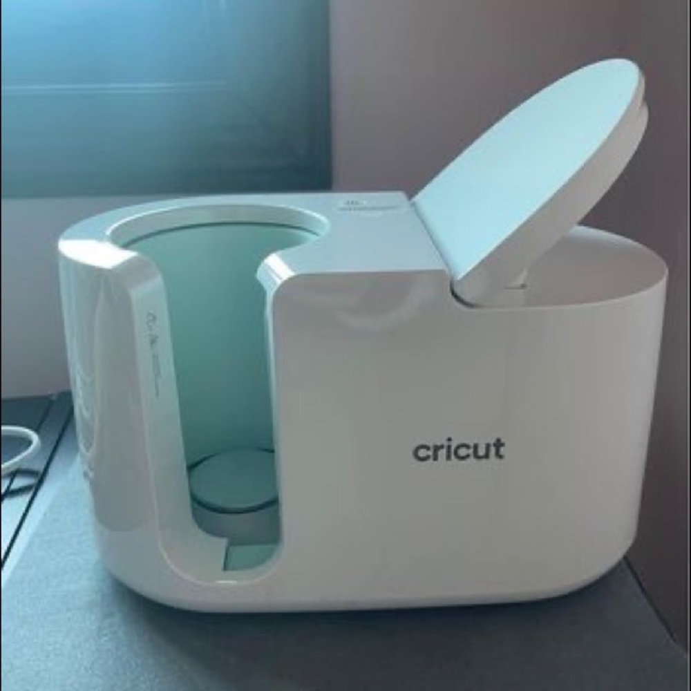 Cricut mug press